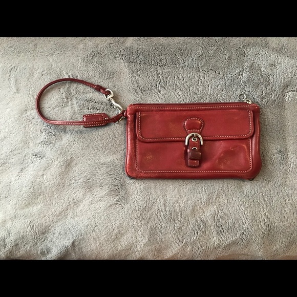 AUTHENTIC coach wristlet - Picture 5 of 6
